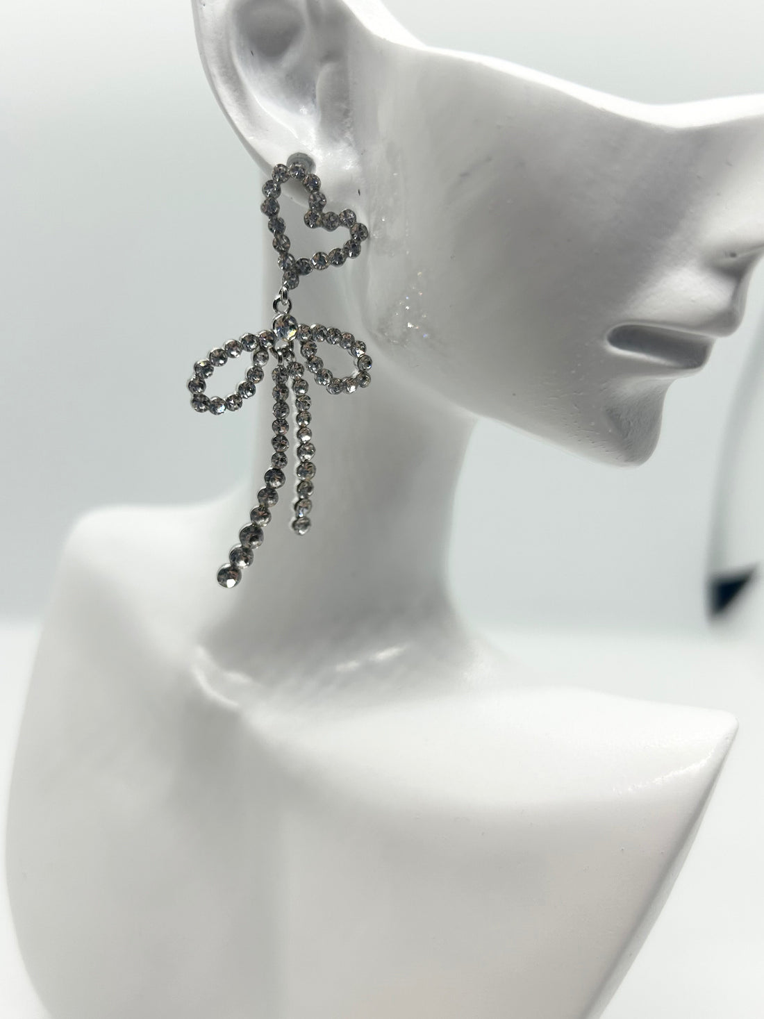 Twinkle Bow & Heart Charm Earrings